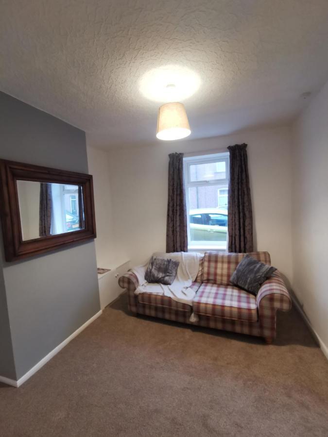 Parkside House 3 Bedroom 2 Bathroom. Parking. Barrow-in-Furness Екстериор снимка